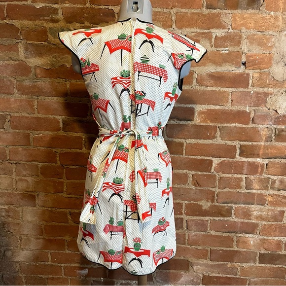 Vintage mcm apron novelty print fabric sz small - Picture 5 of 5